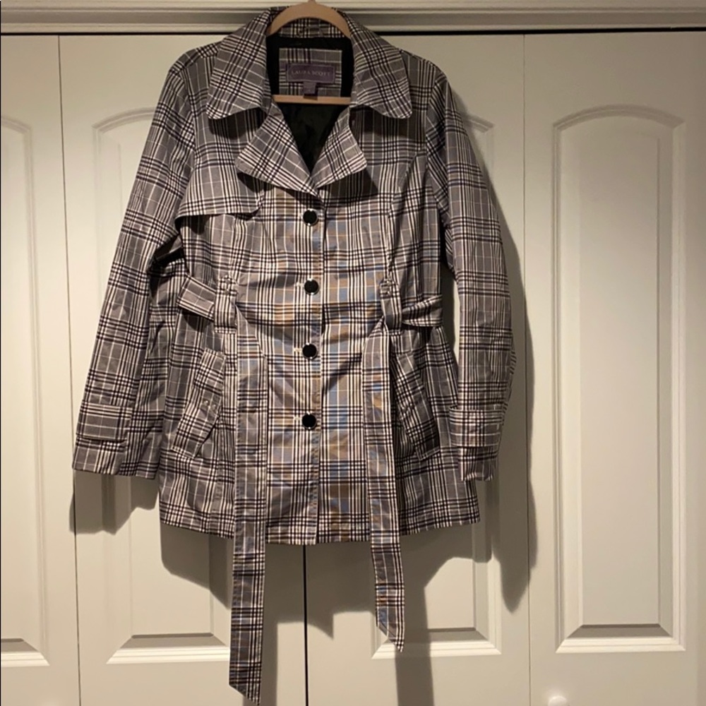 Ladies classic raincoat